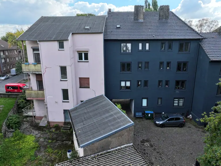 Luftaufnahme der Wohnanlage Pothmannsweg mit Innenhof und Nachbarbebauung